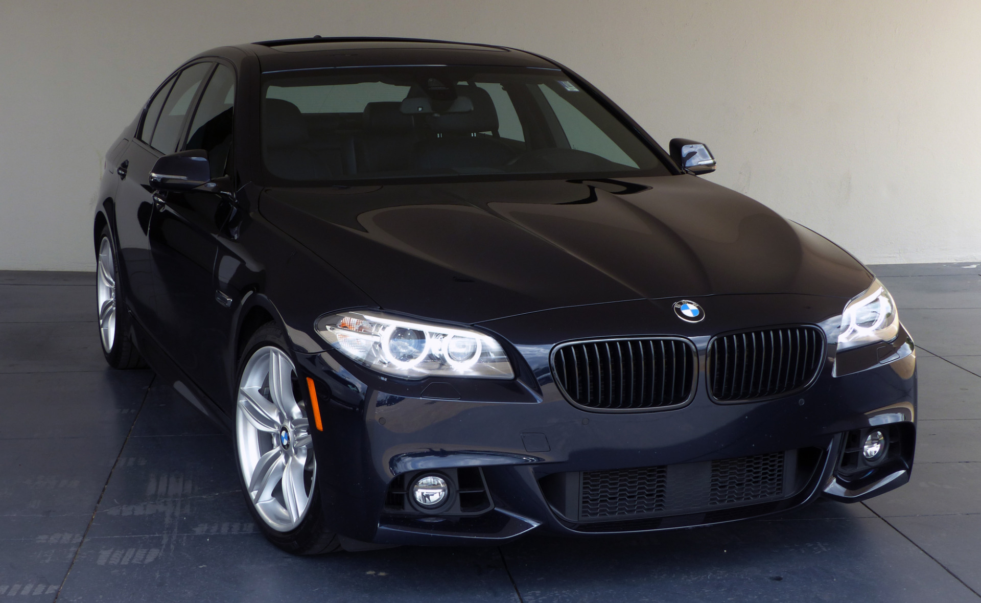 Р‘РњР’ 535i
