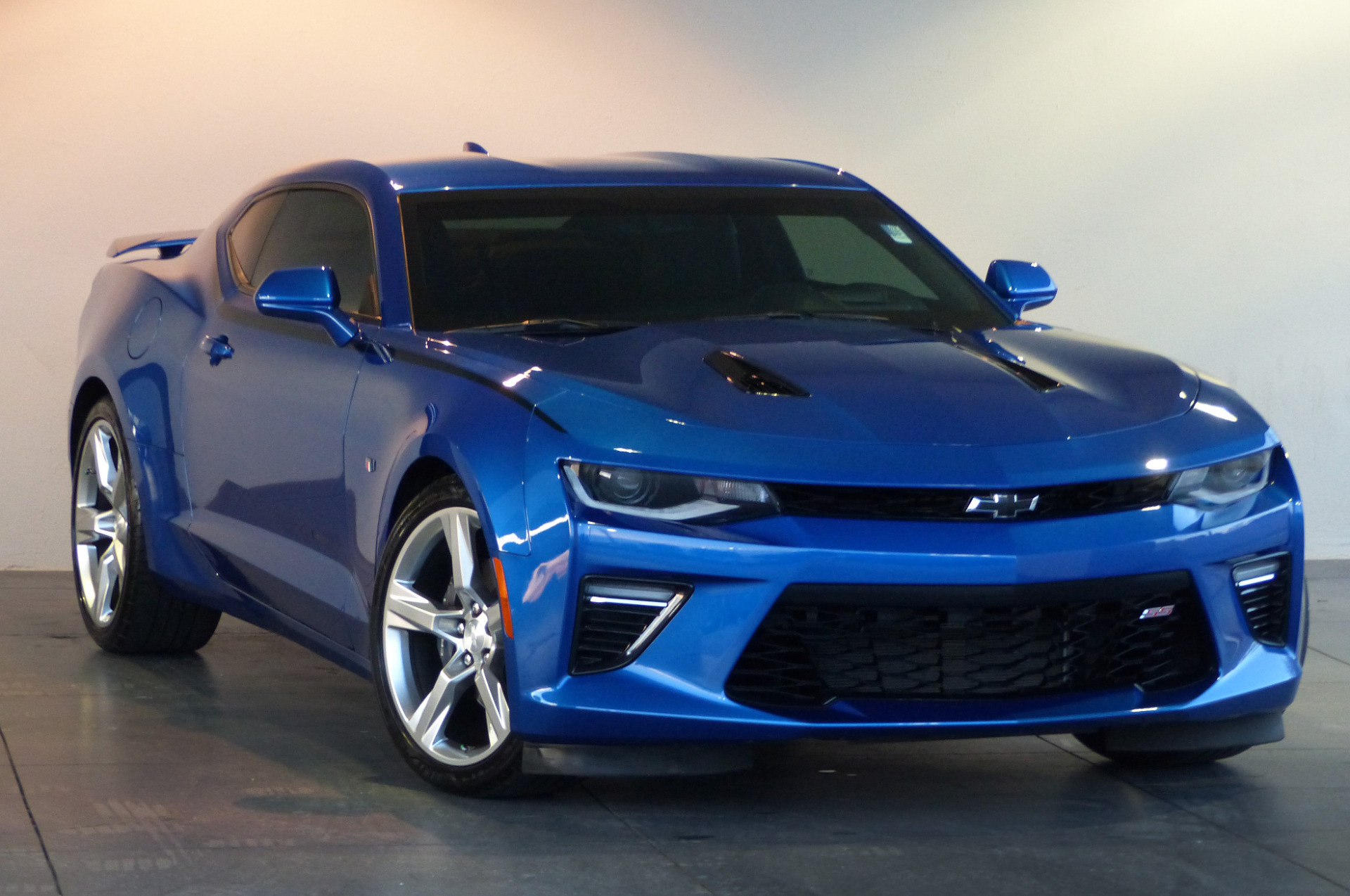 used-2016-chevrolet-camaro-ss-marietta-ga