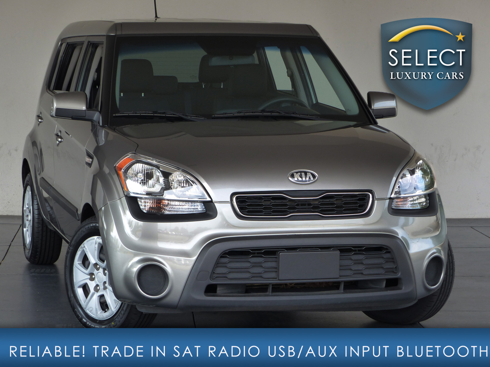 Kia Soul: Using the USB device Kia Soul: Using the USB device