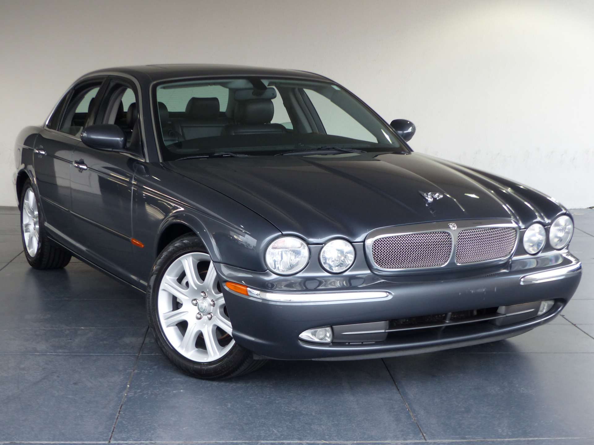 Used 2004 Jaguar XJ8  Marietta GA