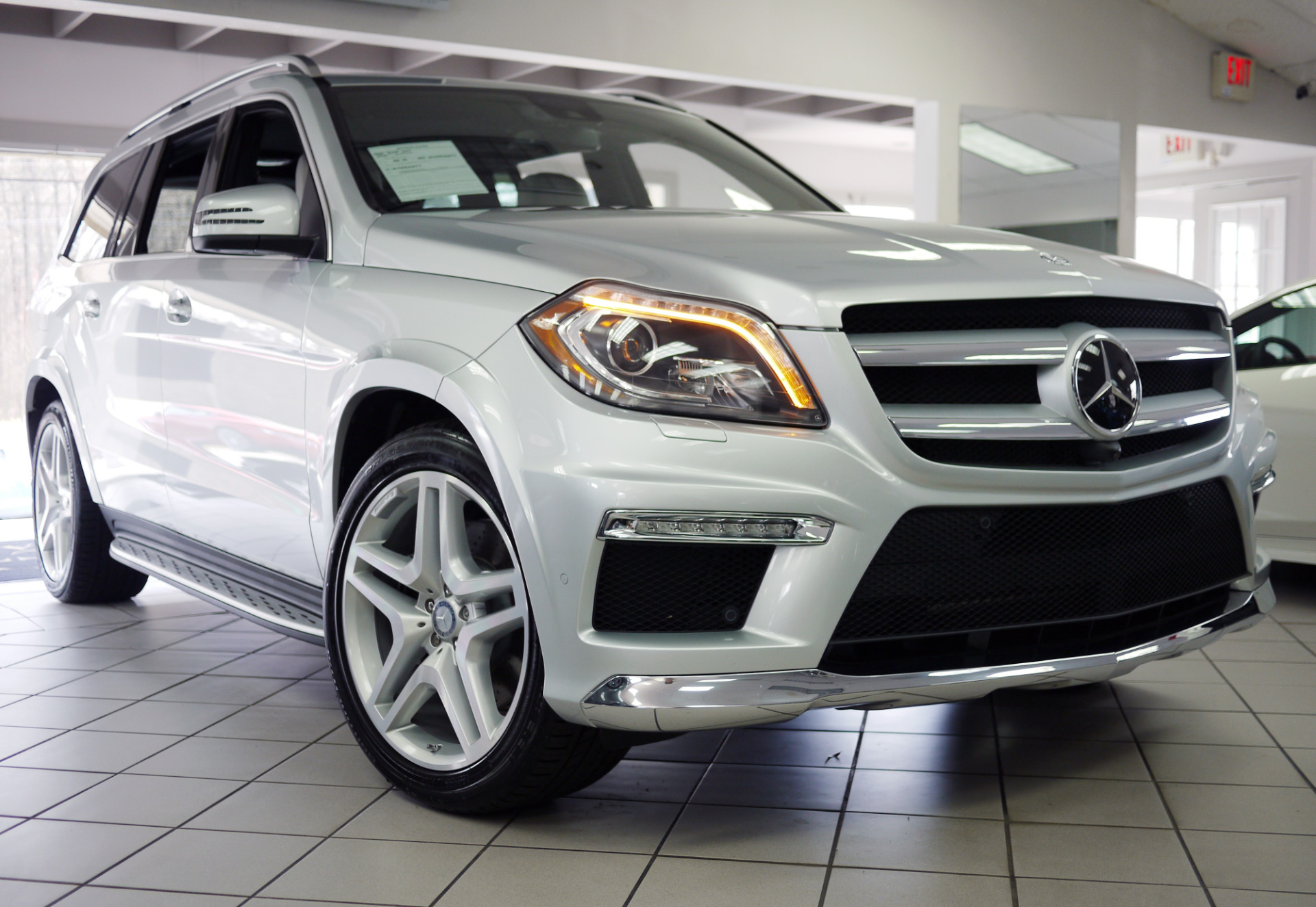 Mercedes Benz gl 550